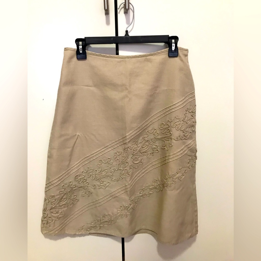 David Brooks skirt, linen beige color in size 8.